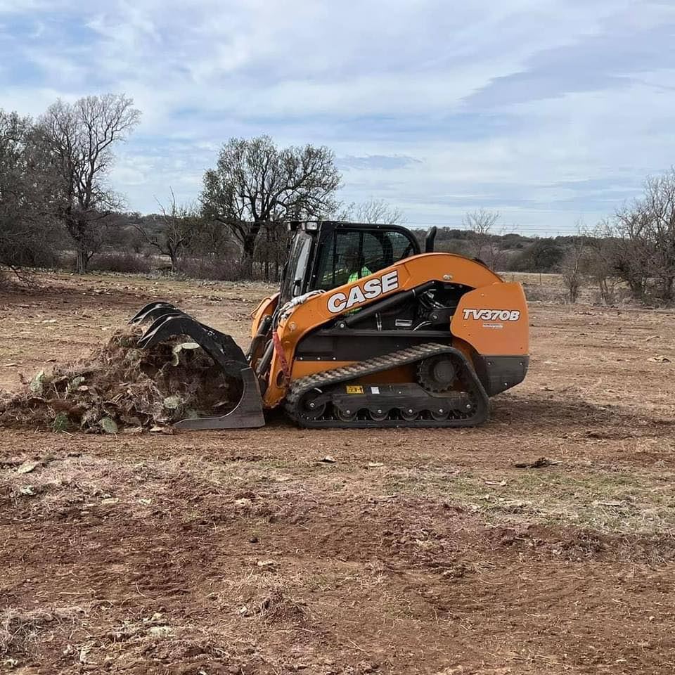 Yard clean-up service
